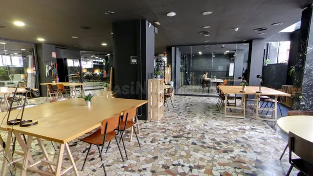 Oficina en alquiler en Calle Alameda — 5