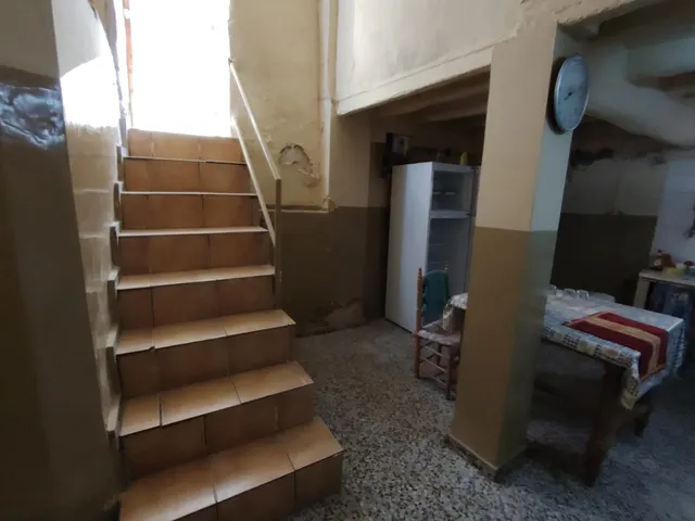 Gran casa en Pedralba para reformar con muchas posibilidades — 14