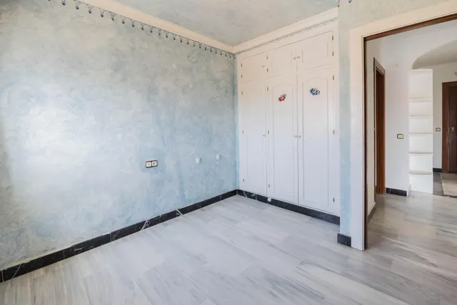 Amplio y céntrico ático con terraza y vistas al mar en Fuengirola — 22