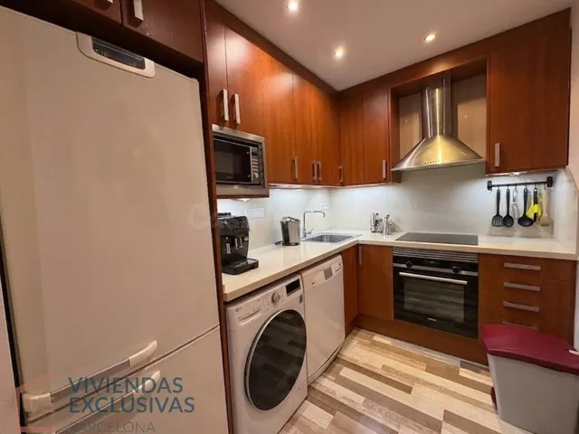 Piso reformado con entrada independiente en Les Corts - foto 5