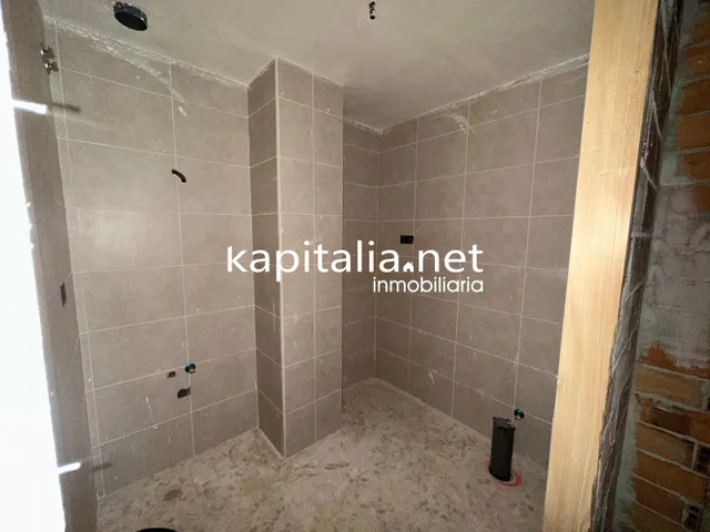 Entresuelo a la venta en Ontinyent (Valencia) — 2