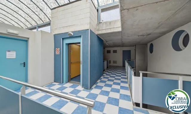 Ático de 61 m2, con 60 m2 de terraza-solarium, LICENCIA TURISTICA. — 12