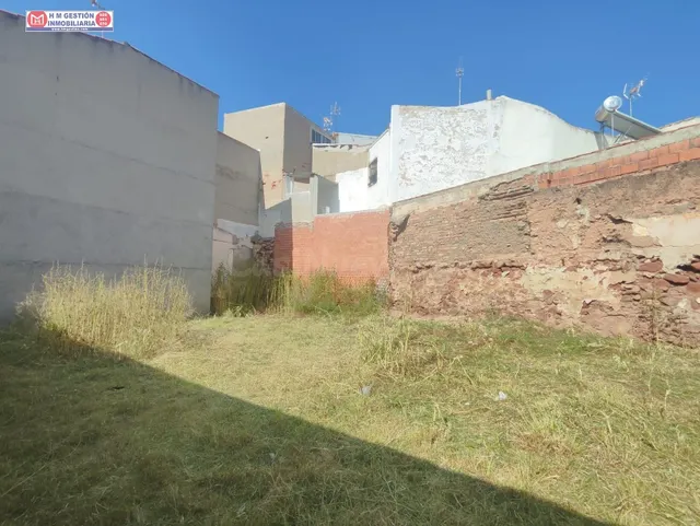 SOLAR CERCANO AL CENTRO