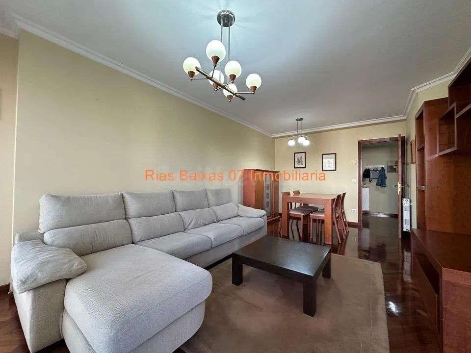REF 7012 PISO 3 DORM. 2 BAÑOS CON PLAZA DE GARAJE Y TRASTERO EN C. PAULINO FREIRE (VIGO)