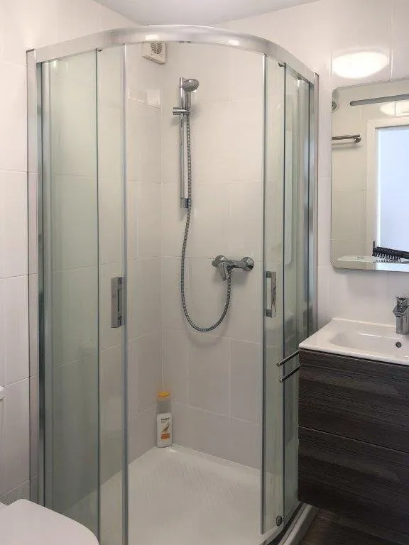 Villa reformada en zona baja de Torremuelle, Benalmádena — 50
