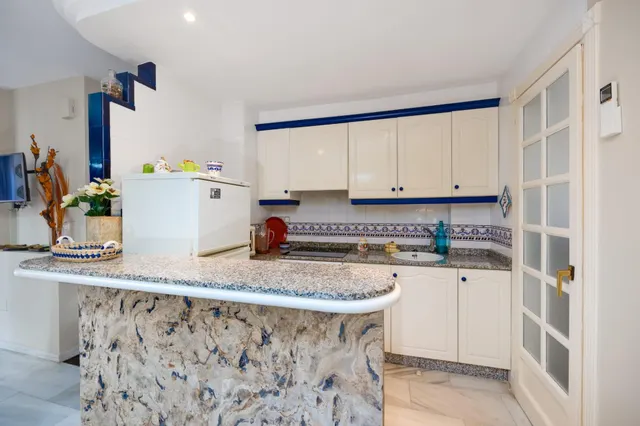 Venta Apartamento, Playa de Los Locos,  Primera línea de playa Torrevieja piscina comunitaria — 4