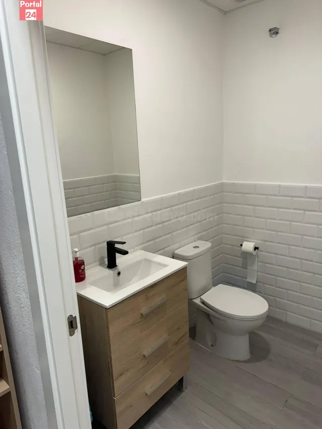 Oportunidad Única: Local Comercial en Golf Guadiana, Badajoz - foto 3