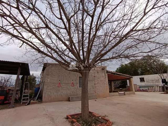 VENTA DE CHALET EN LA ROMANA, ZONA LA BOQUERA — 2