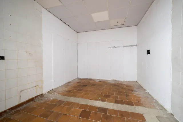 Local comercial en venta — 21