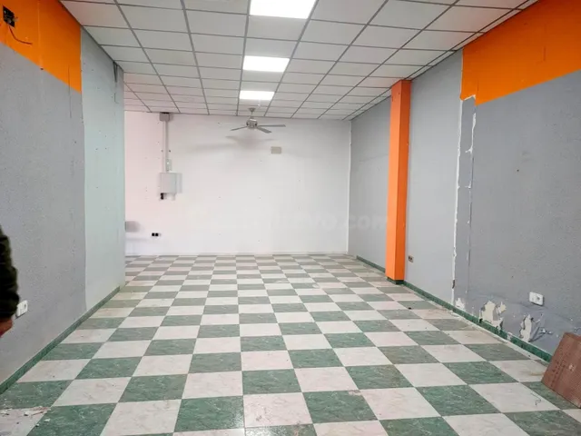 LOCAL COMERCIAL EN ALQUILER — 2