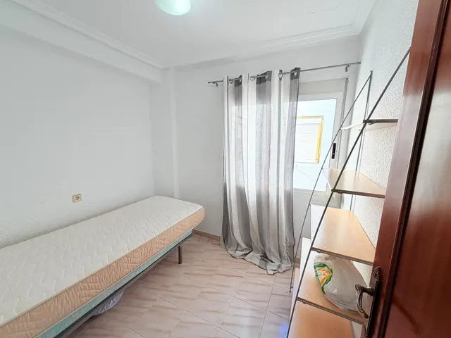 EASY RENT presenta esta acogedora vivienda situada en el barrio de Los Ángeles — 15