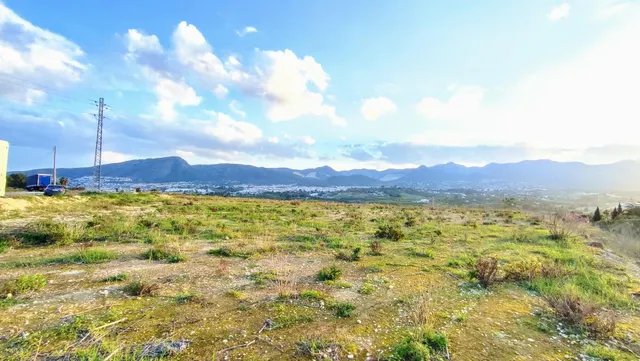 Se vende parcela de suelo en parte urbano, con pozo - ALHAURÍN DE LA TORRE — 19
