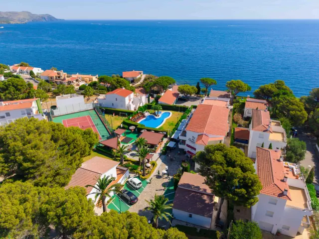 Complejo vacacional en venta en Llança — 45