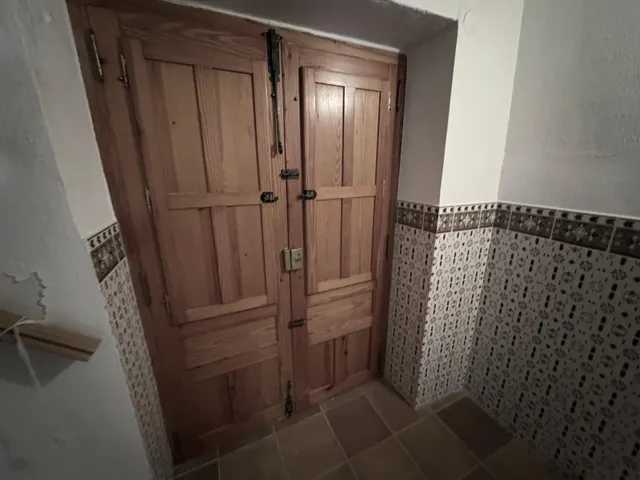 CASA DE 480M2 EN SAN BENITO — 28