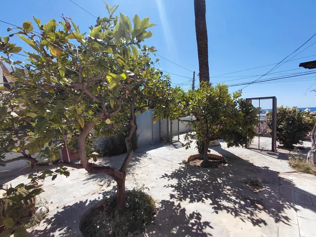 CASA en PARCELA DE 1.570 m2, OPORTUNIDAD ÚNICA FRENTE AL PUERTO DE LA VILLAJOYOSA — 4