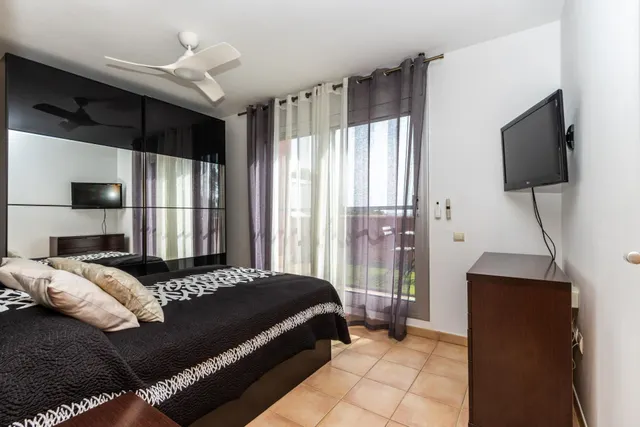 CASA PAREADA JUNTO AL BOSQUE DE PEDRASANTA — 11