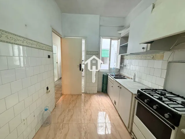 Piso en venta en Alicante, zona de la florida. 77m2, 3 habitaciones, 1 baño, balcón, galería. 2da planta con ascensor. — 8