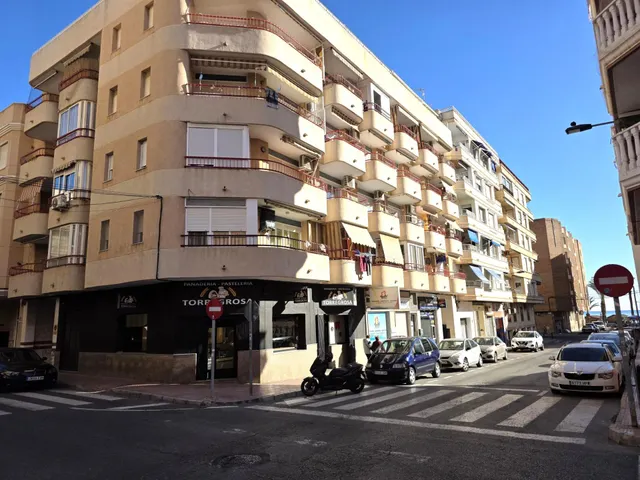 Estudio en Playa del Cura, Torrevieja a Solo Pasos del Mar — 21
