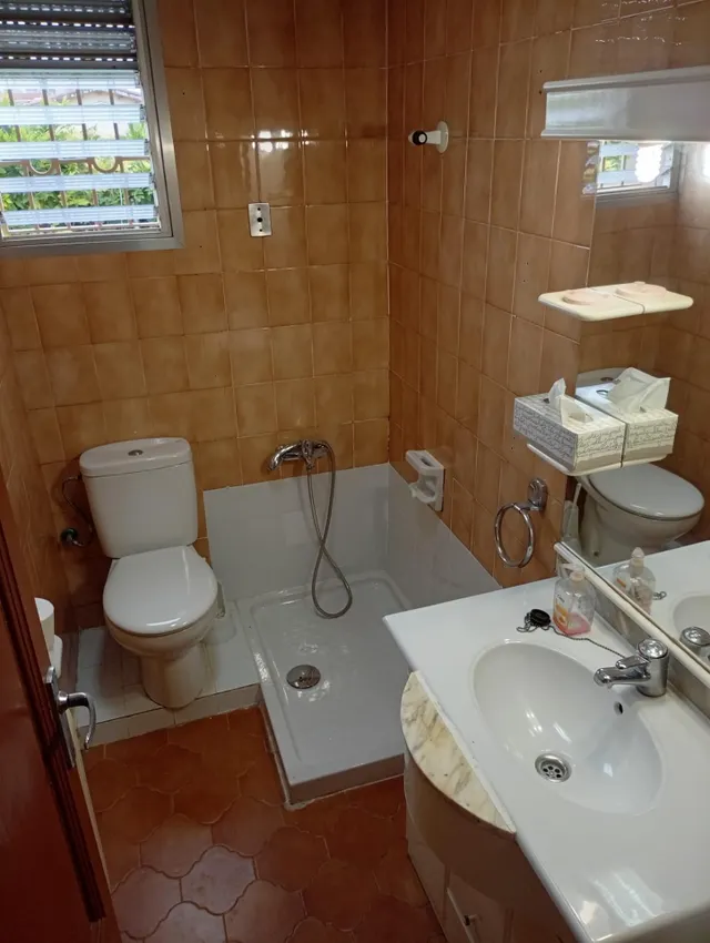 CASA EN LA MEJOR ZONA DE LA COLONIA — 12