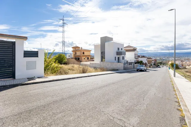 TERRENO A LA VENTA EN PELIGROS