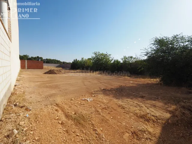 Oportunidad de Inversión en Tomelloso: Solar en Polígono 20 