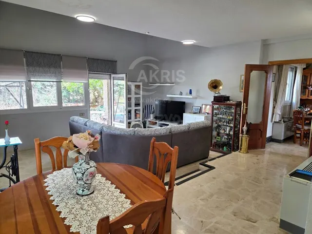 Chalet Independiente en Olias Del Rey — 12