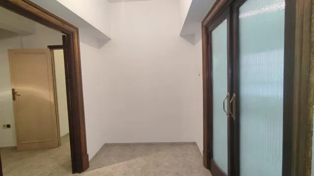 LOCAL DESTINADO PARA OFICINAS EN ZONA PRIVILEGIADA (NO VIVIENDA) — 3