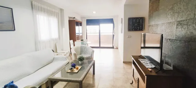 ALQUILER DE MAGNIFICO PISO CON VISTAS AL MAR — 6