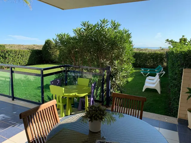 Maravilloso apartamento en primera línea en la playa de Xera