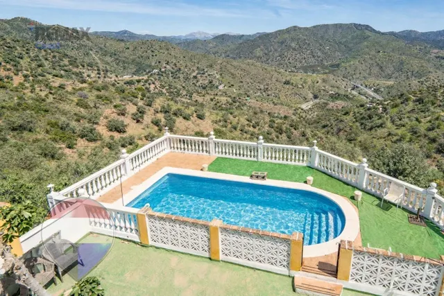 UNA TERRAZA SOBRE MALAGA