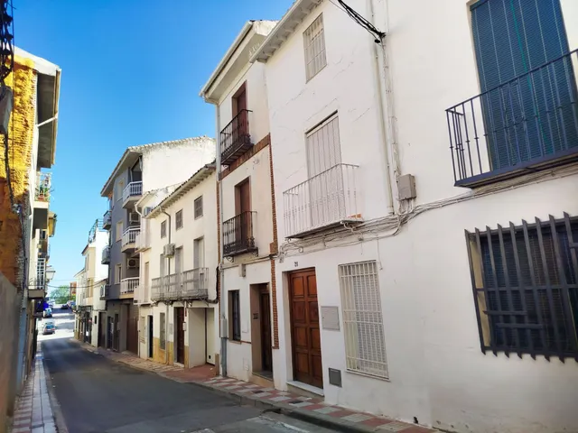Casa adosada reformada en el centro de Mancha Real — 27