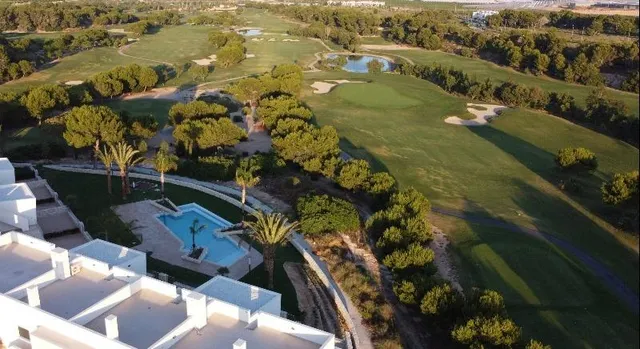 Exclusivo Residencial de bungalows cerca de los Campos del Golf — 23