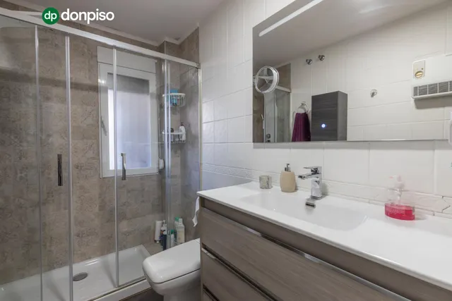 Casa en Armilla con terraza, patio y amplia cochera — 13