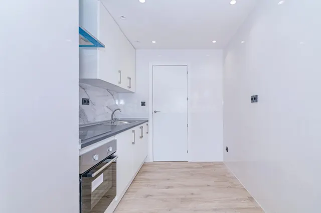 Venta 5 dormitorios. baño. aseo. reformado — 29