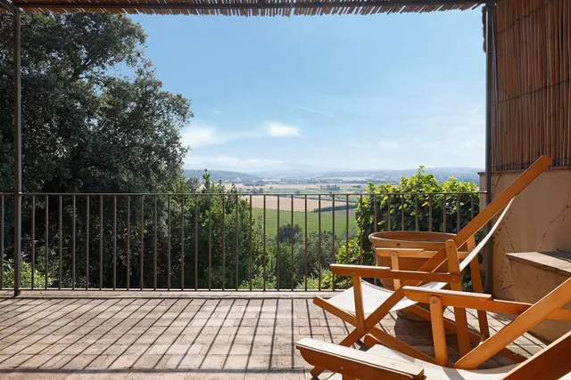 Excelente casa de pueblo con vistas al emporda en perfecto e - foto 4