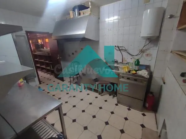 SE VENDE LOCAL EN ZONA MOCTEZUMA - foto 4