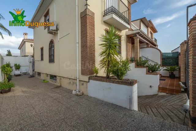 Casa pareada con 4 dormitorios en Otura. — 3