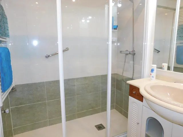 Piso zona ermita, 3 dormitorios, 2 baños, garaje, trastero y piscina — 36