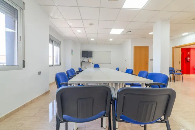 Local comercial 306m² en venta - Centro urbano — 13
