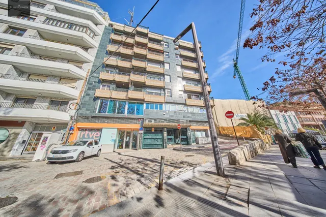 Residencia exclusiva en Paseo del Salón con vistas despejadas — 45