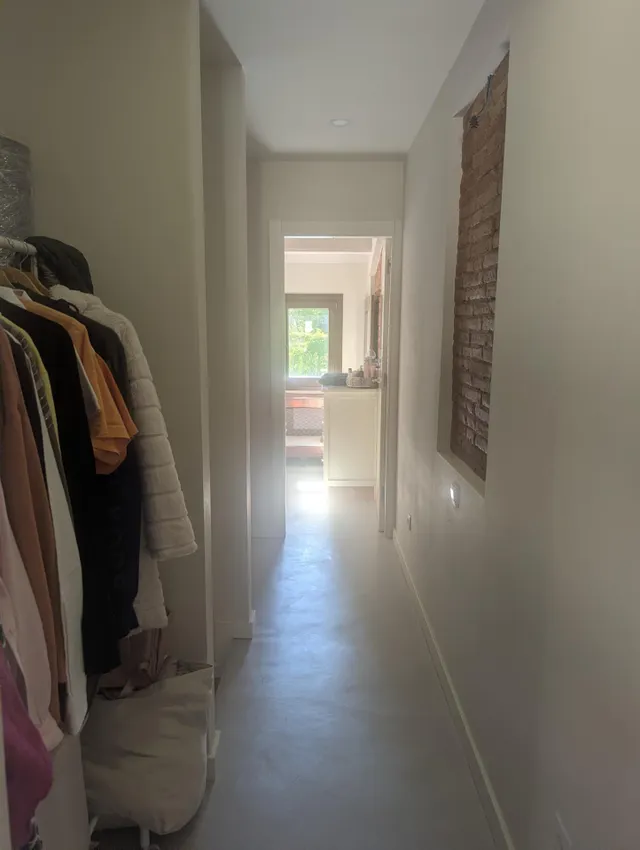 Casa en barri antic – totalmente rehabilitada – 3 lavabos completos — 18