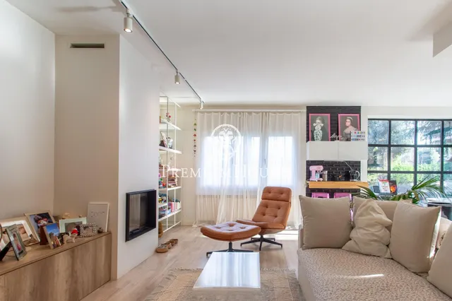 Casa independiente con jardín en venta en Argentona — 4
