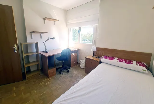 EN ALQUILER ÚLTIMAS habitaciones PARA ESTUDIANTES EN CHALET DE VILLANUEVA DE LA CAÑADA (MADRID). — 3