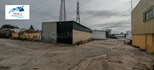 Venta Nave Industrial en Alcalá de Guadaira - Sevilla - foto 2