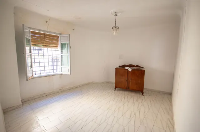 Casa independiente en calle Mayor 268 m2 en el corazón del casco antiguo de Petrer — 9