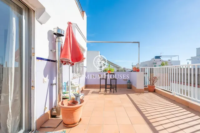 Ático con terraza en Poblesec - foto 2
