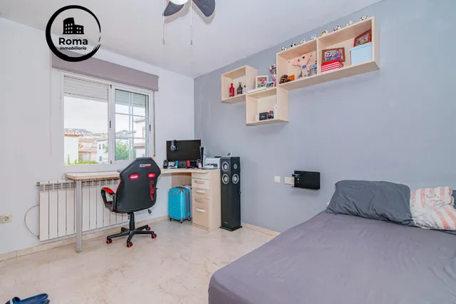 ¡AMPLIA CASA DE 4 DORMITORIOS, 3 BAÑOS Y CALEFACCIÓN CENTRAL EN LA ZUBIA! ✨ — 22