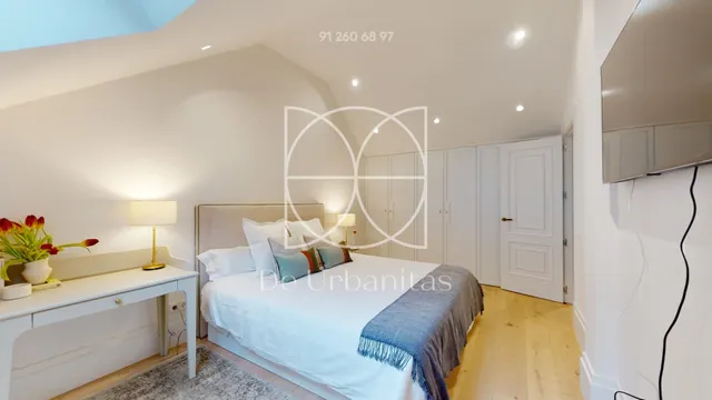 Piso 2 habitaciones 122m² en venta - Cortes — 23