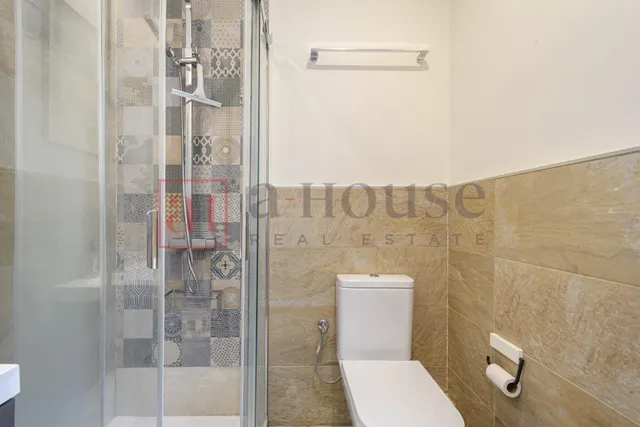Piso listo para entrar a vivir con balcón y doble orientación en vila de gràcia — 18
