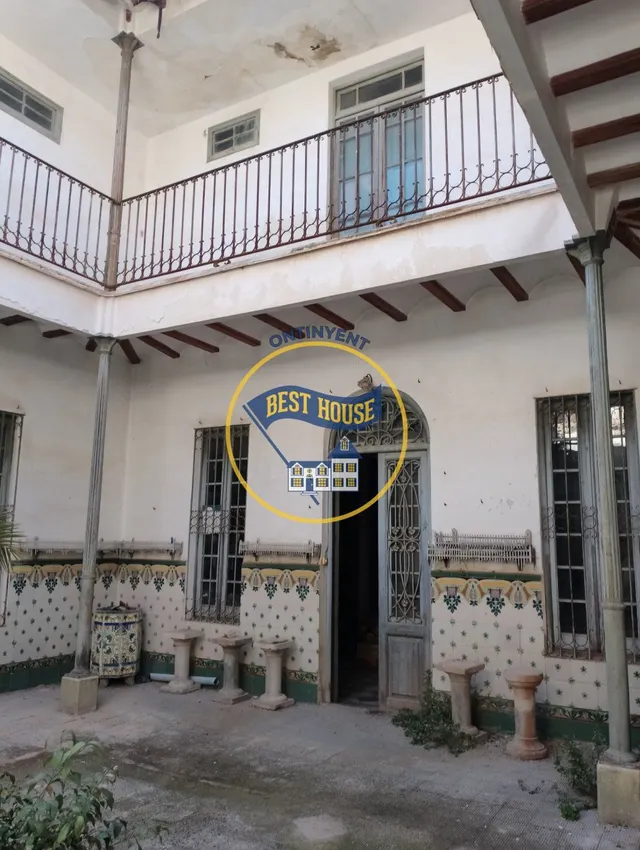 CASA HISTÓRICA CON TERRENO URBANO A LA VENTA EN MONTAVERNER!!! — 37